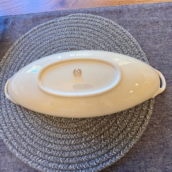 LENOX CHINA-MONACO COLLECTION-EMBOSSED HANDLED RELISH SERVER DISH OVAL BOWL/TRAY - Picture 2 of 9
